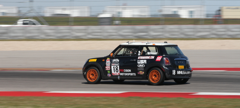 Illustration for article titled This Battle-Worn Mini Is My Favorite Car In Pirelli World Challenge